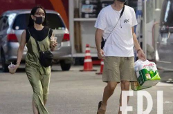 娱乐吃瓜盘点营,揭秘明星幕后故事