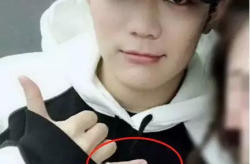 娱乐圈吃瓜贾乃亮微博,吃瓜群众热议不已